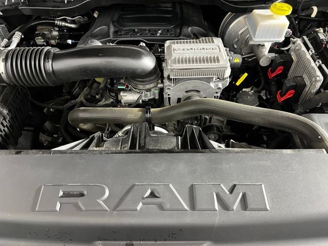 2022 RAM 1500 Big Horn Crew Cab 4x4 5'7' Box