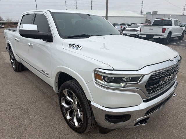 2022 RAM 1500 Limited Crew Cab 4x4 5'7' Box