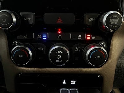 2022 RAM 1500 Laramie Crew Cab 4x4 5'7' Box