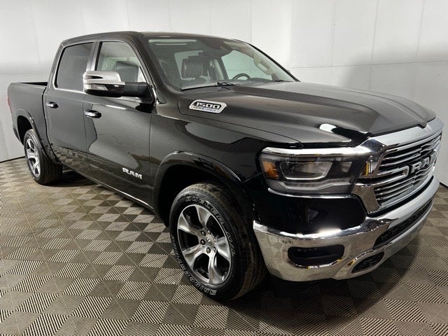 2022 RAM 1500 Laramie Crew Cab 4x4 5'7' Box