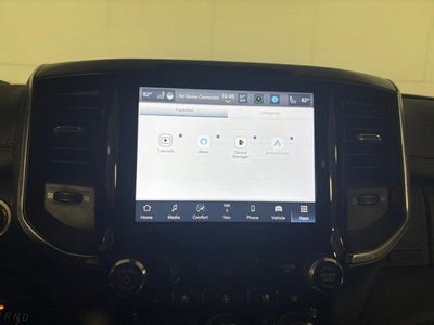 2022 RAM 1500 Laramie Crew Cab 4x4 5'7' Box