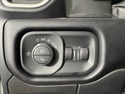 2022 RAM 1500 Laramie Crew Cab 4x4 5'7' Box