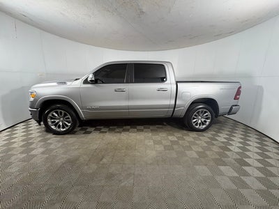 2022 RAM 1500 Laramie Crew Cab 4x4 5'7' Box