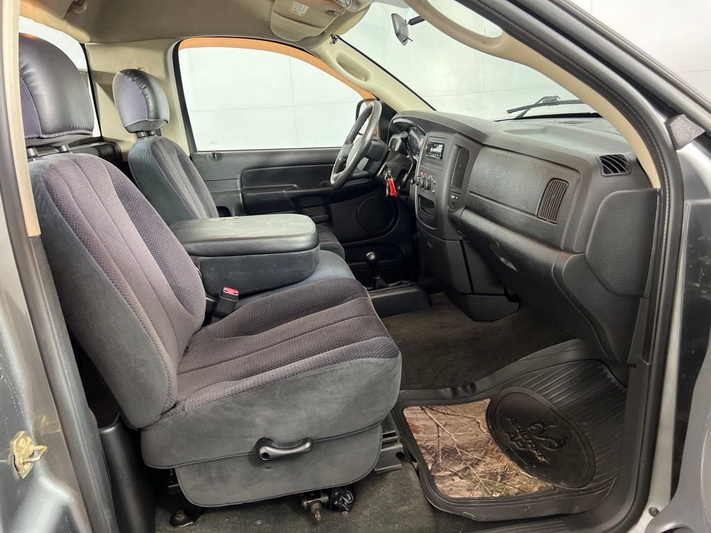 2005 Dodge Ram 1500 SLT