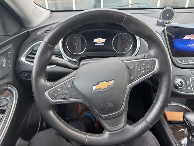 2022 Chevrolet Malibu FWD Premier