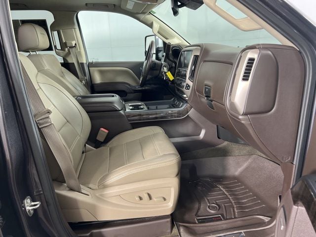 2015 GMC Sierra 3500HD Denali