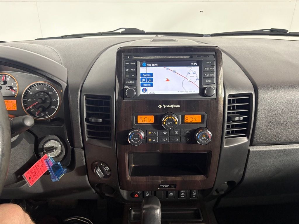 2014 Nissan Titan SL