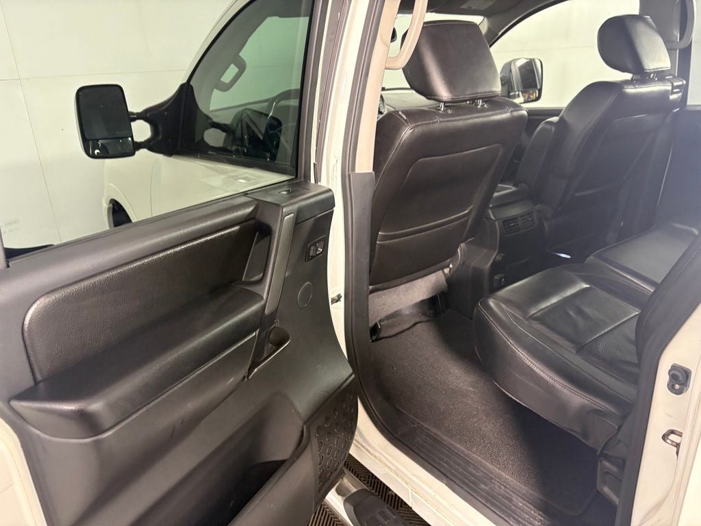 2014 Nissan Titan SL