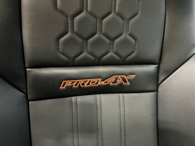 2024 Nissan Frontier Crew Cab PRO-4X 4x4
