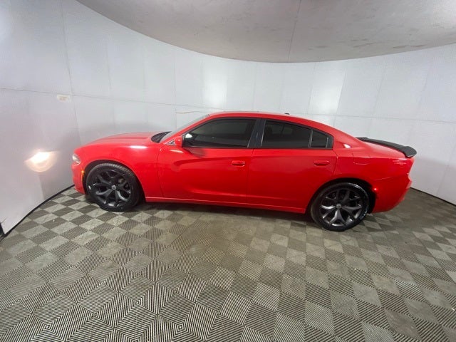 2019 Dodge Charger SXT RWD
