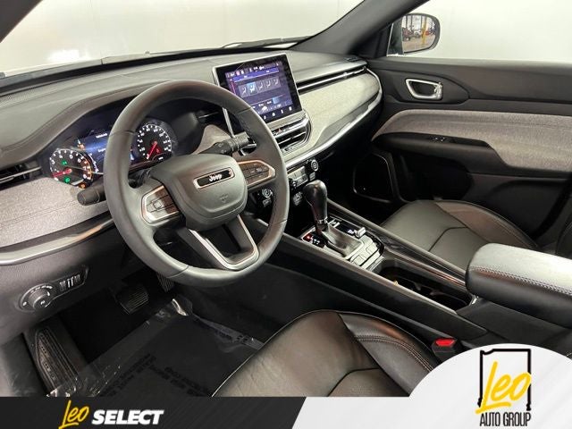 2023 Jeep Compass Latitude Lux FWD