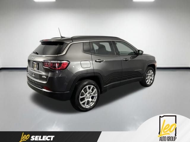 2023 Jeep Compass Latitude Lux FWD