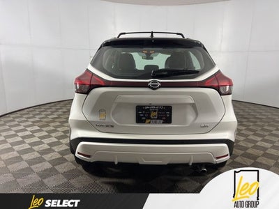 2023 Nissan Kicks SR Xtronic CVT