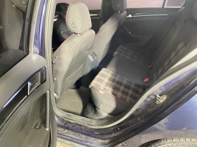 2015 Volkswagen Golf GTI 2.0T S 4-Door