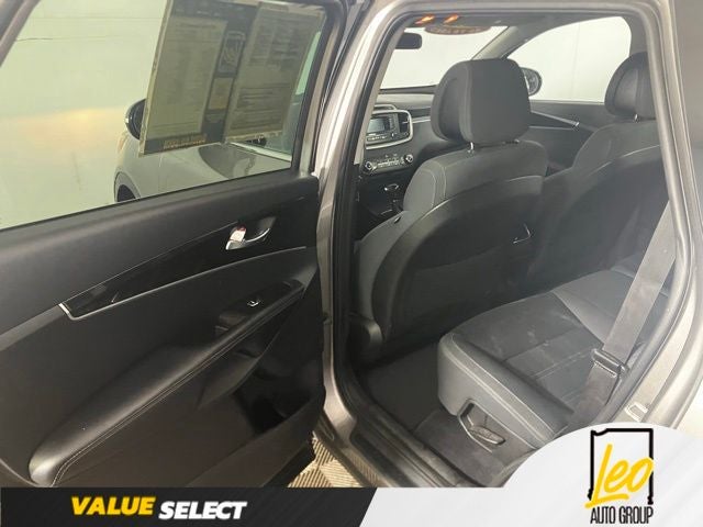 2016 Kia Sorento 3.3L LX