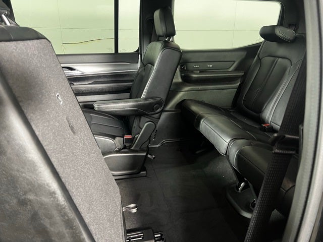 2024 Jeep Wagoneer Series II Carbide