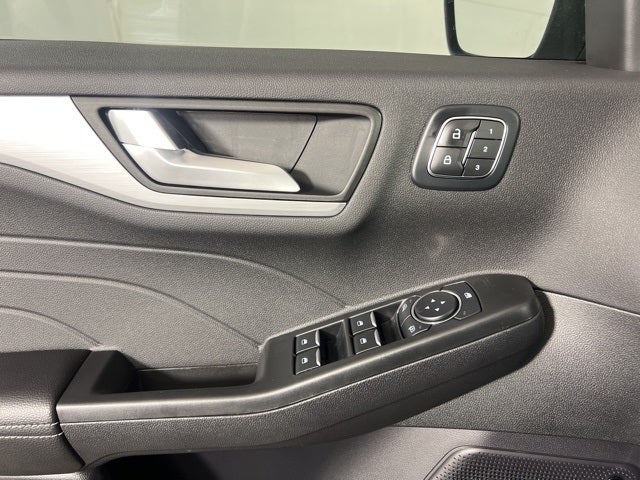 2026 Ford Escape Platinum