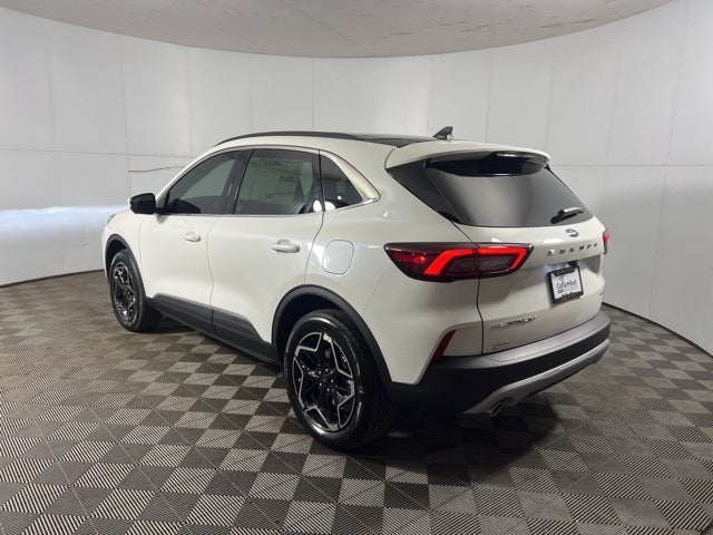 2026 Ford Escape Platinum