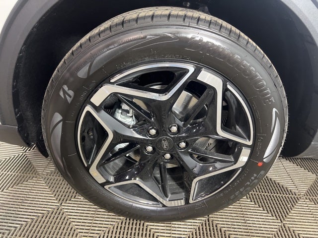 2026 Ford Escape Platinum