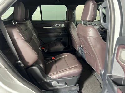 2027 Ford Explorer Platinum