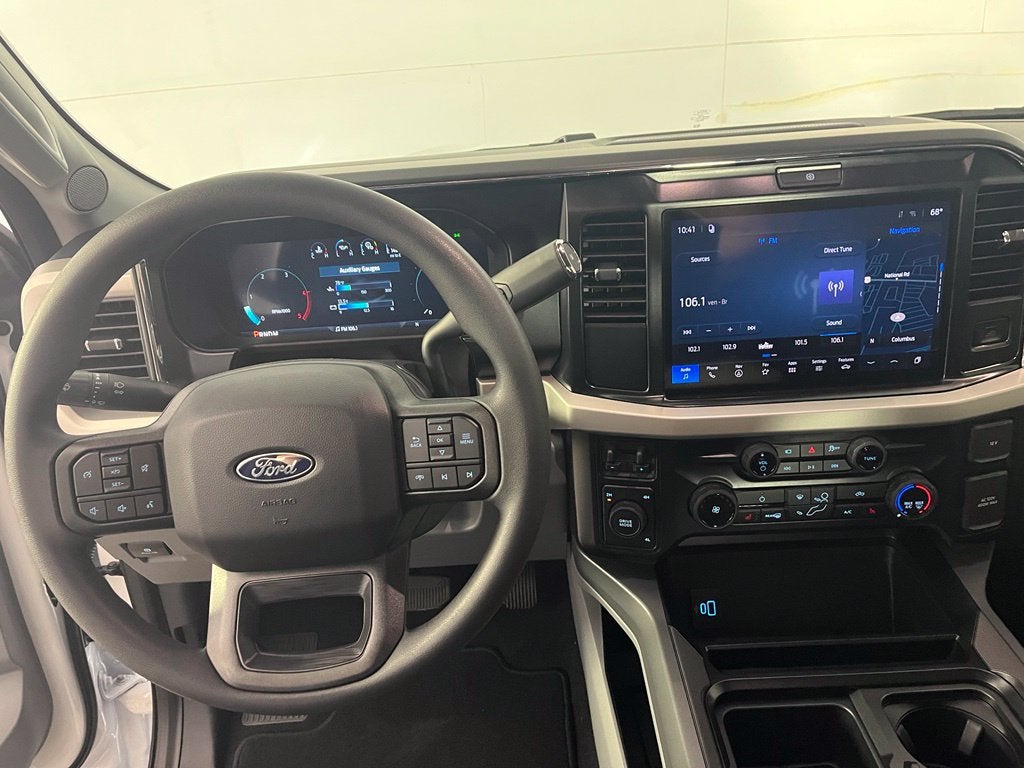 2027 Ford F-250SD XLT