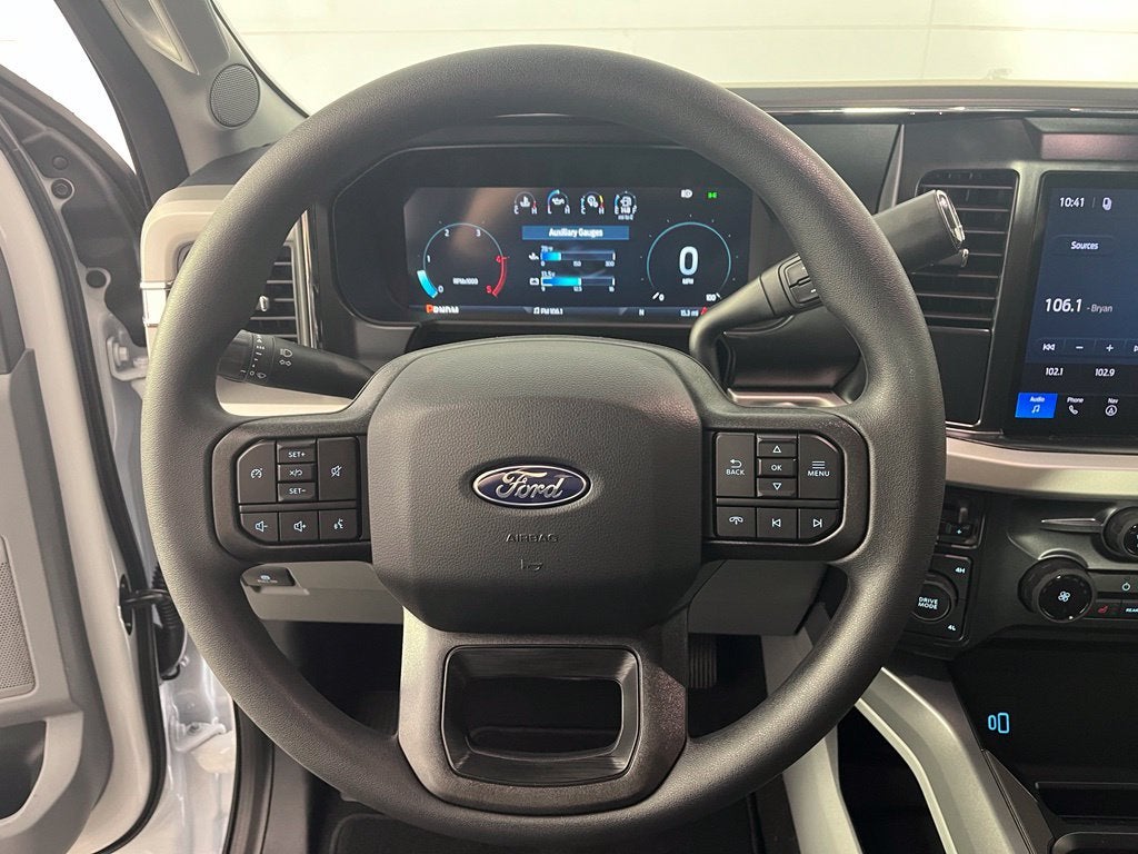 2027 Ford F-250SD XLT