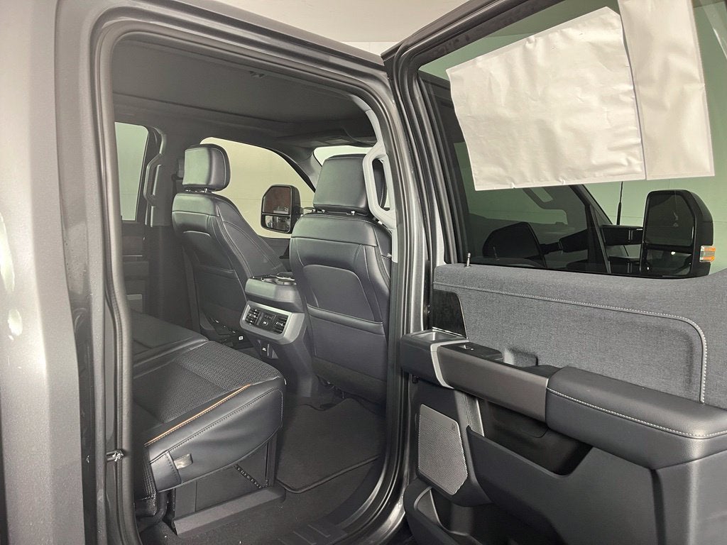 2027 Ford F-250SD Lariat