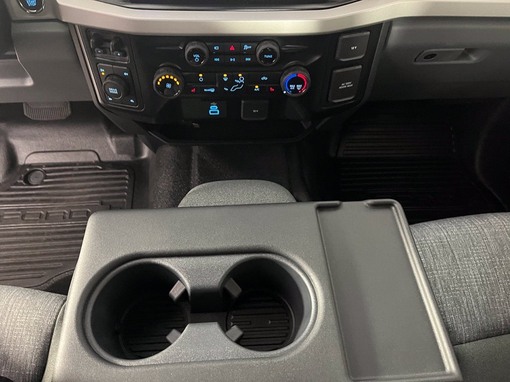 2027 Ford F-250SD XLT