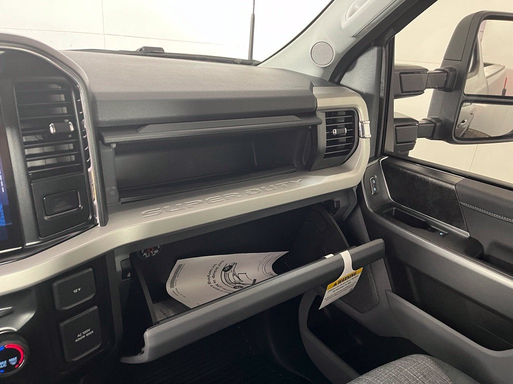 2027 Ford F-250SD XLT