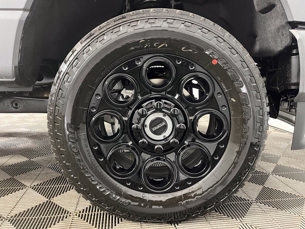 2027 Ford F-250SD XLT