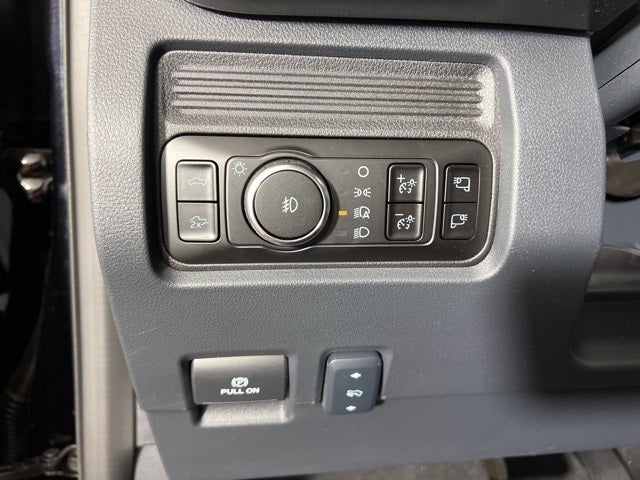 2025 Ford F-350SD Lariat