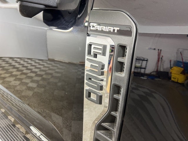 2025 Ford F-350SD Lariat