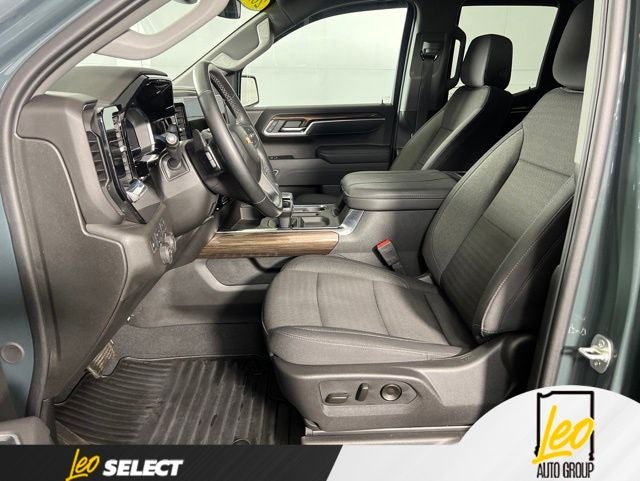 2025 Chevrolet Silverado 1500 LT LT1