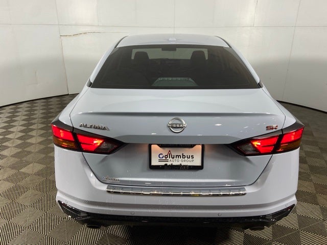2023 Nissan Altima SR