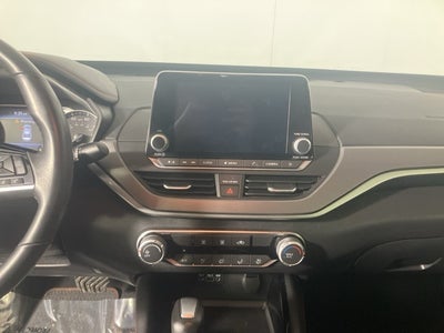 2024 Nissan Altima SR