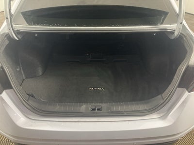 2024 Nissan Altima SR