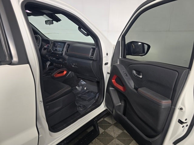 2022 Nissan Frontier Crew Cab PRO-4X®