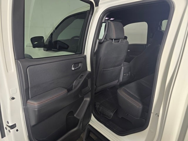 2022 Nissan Frontier Crew Cab PRO-4X®
