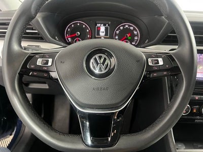 2022 Volkswagen Passat 2.0T SE