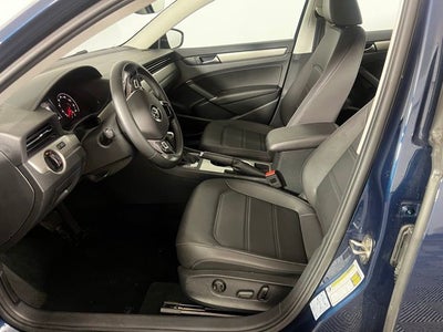 2022 Volkswagen Passat 2.0T SE