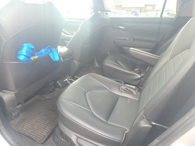 2020 Toyota Highlander Hybrid XLE