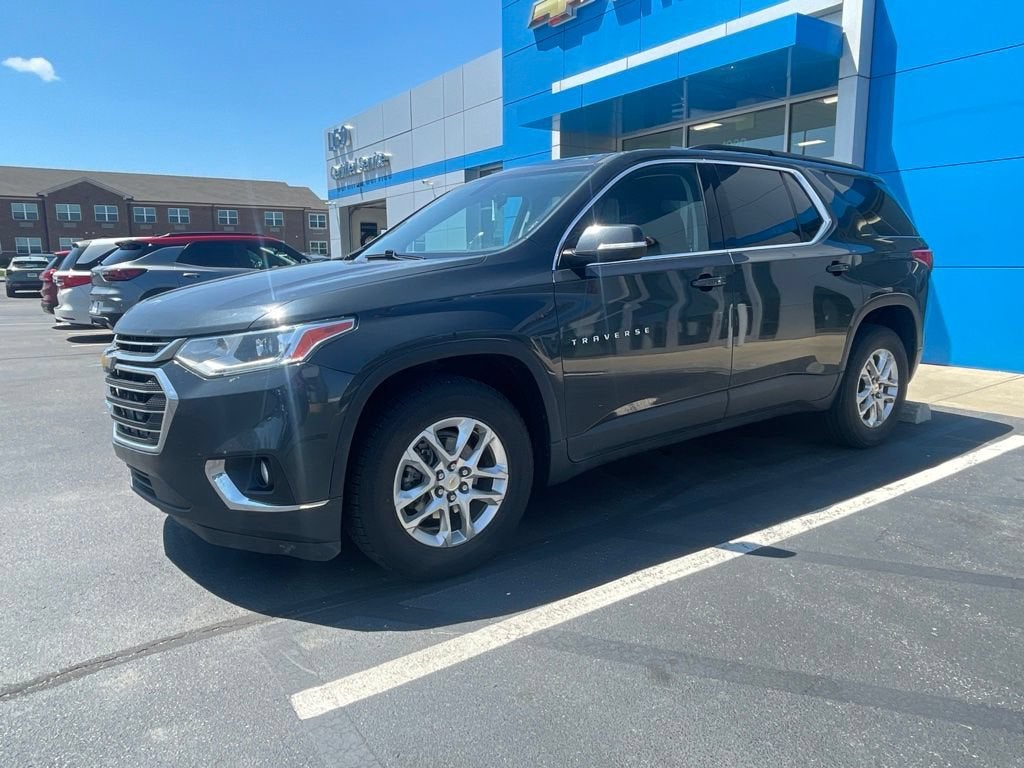 2021 Chevrolet Traverse LT Leather