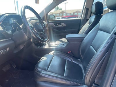 2021 Chevrolet Traverse LT Leather