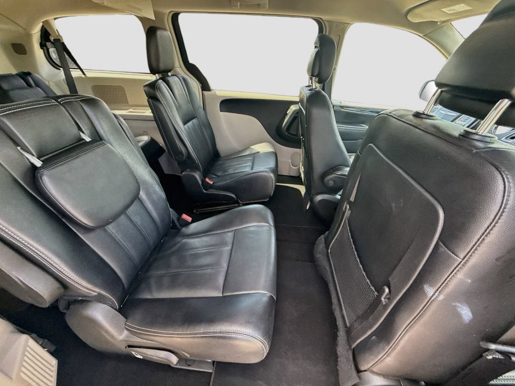 2015 Chrysler Town & Country Touring