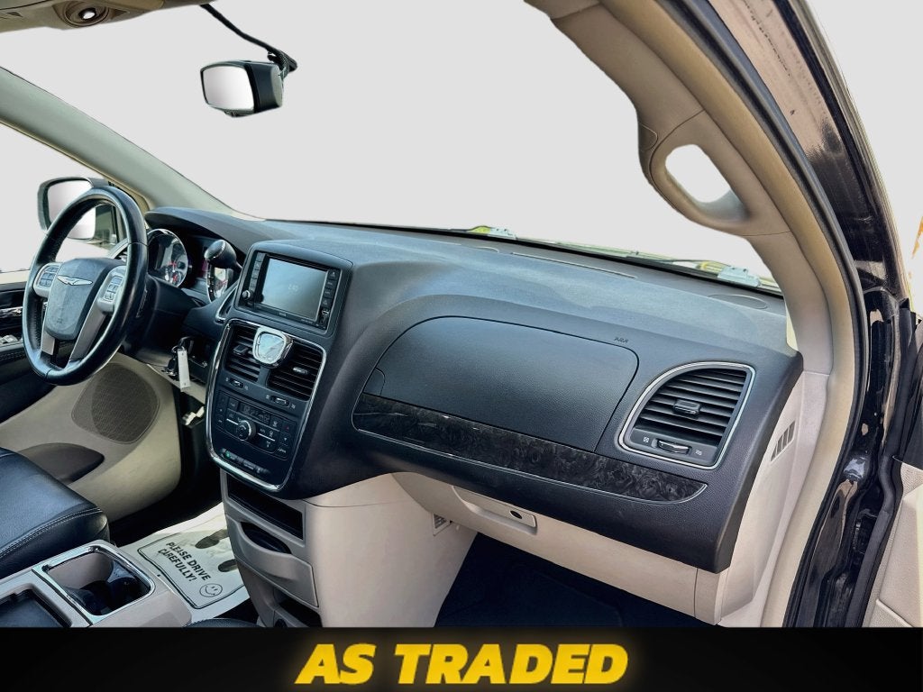 2015 Chrysler Town & Country Touring