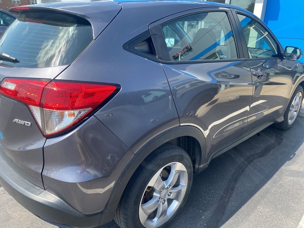 2022 Honda HR-V AWD LX