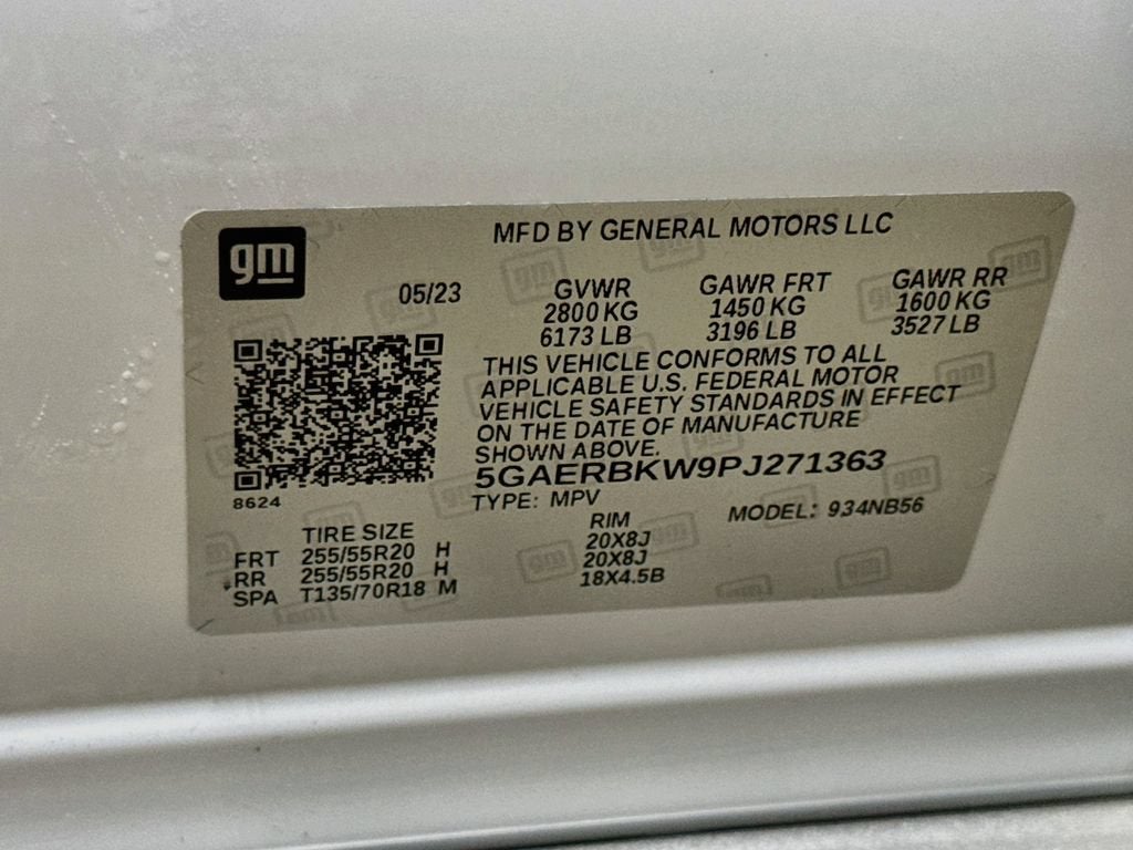 2023 Buick Enclave Essence