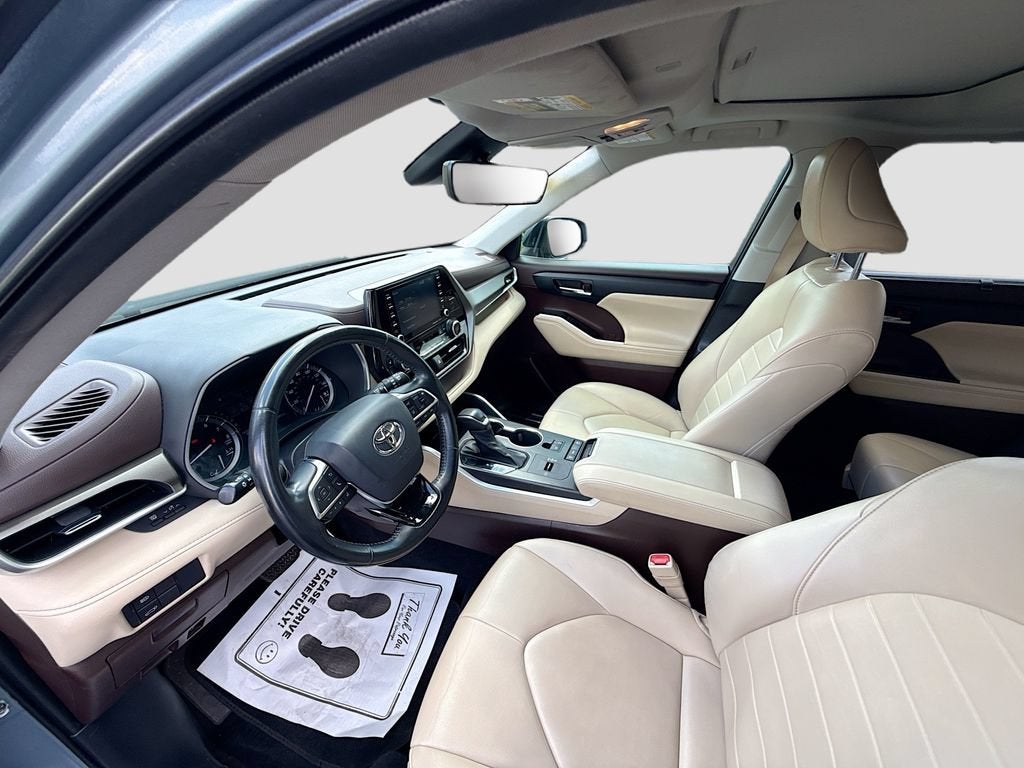 2021 Toyota Highlander XLE