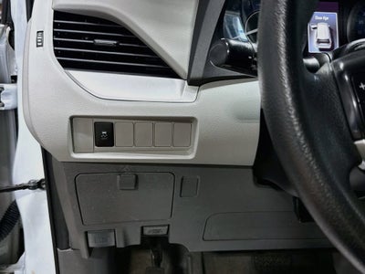 2020 Toyota Sienna L
