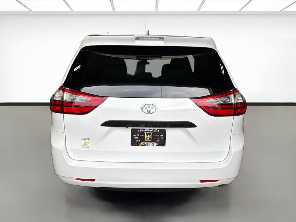 2020 Toyota Sienna L